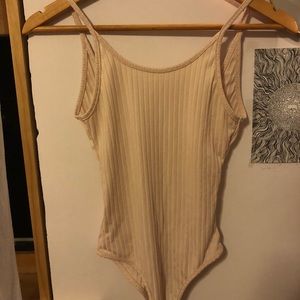 ✨Shop sale!💕✨ Light pink tan bodysuit